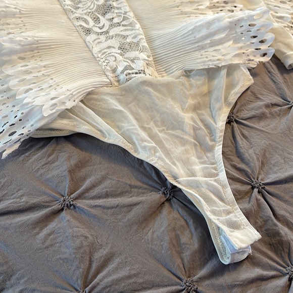 Bodysuit - Picture 3 of 5